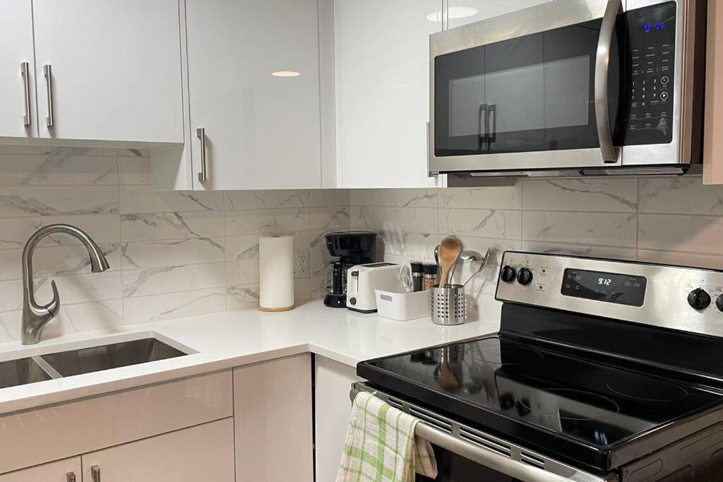 Unit #204 Cozy Mountain View 2Br In Canmore Downtown ภายนอก รูปภาพ