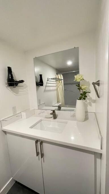 Unit #204 Cozy Mountain View 2Br In Canmore Downtown Apartment ภายนอก รูปภาพ